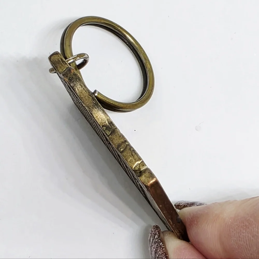 Vintage Arizona AZ State Map Souvenir Brass Metal High Detail Keychain Key Chain